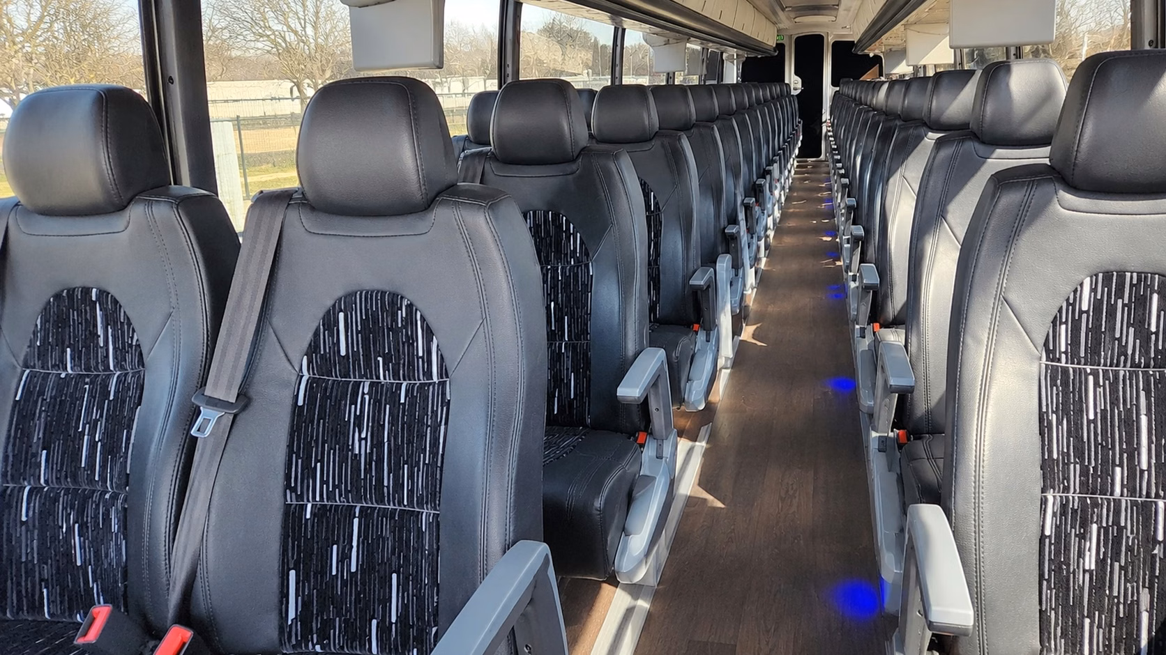 airport shuttle transportation for out of town wedding guests flying into phoenix