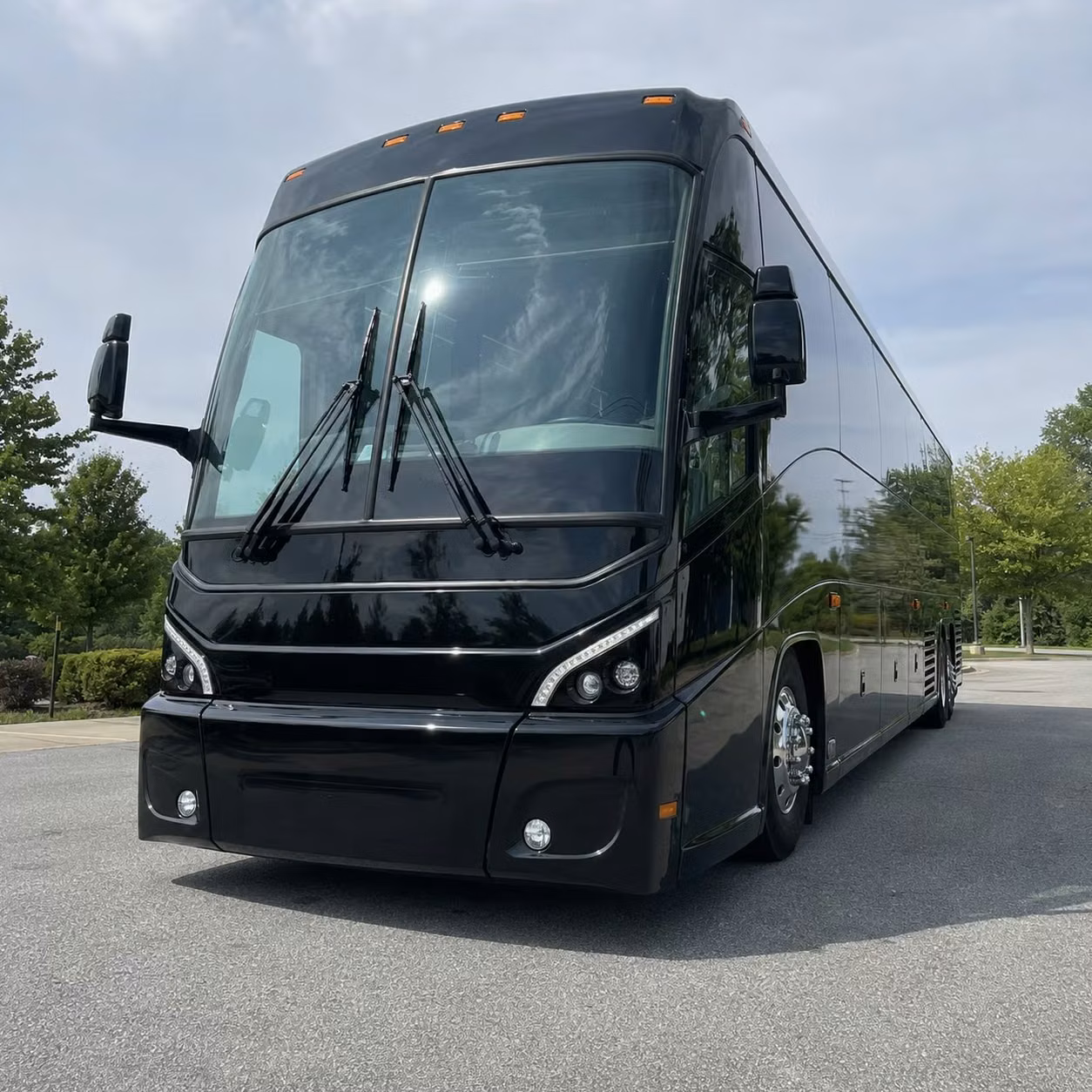 airport transfer shuttles for goodyear corporate teams