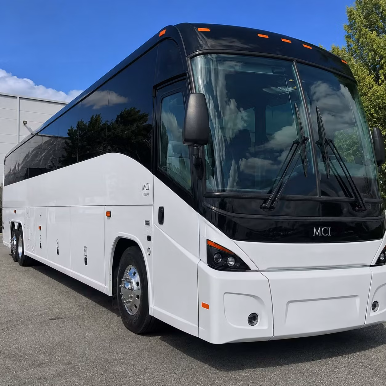 corporate groups flying through goodyear rely on private airport shuttle buses