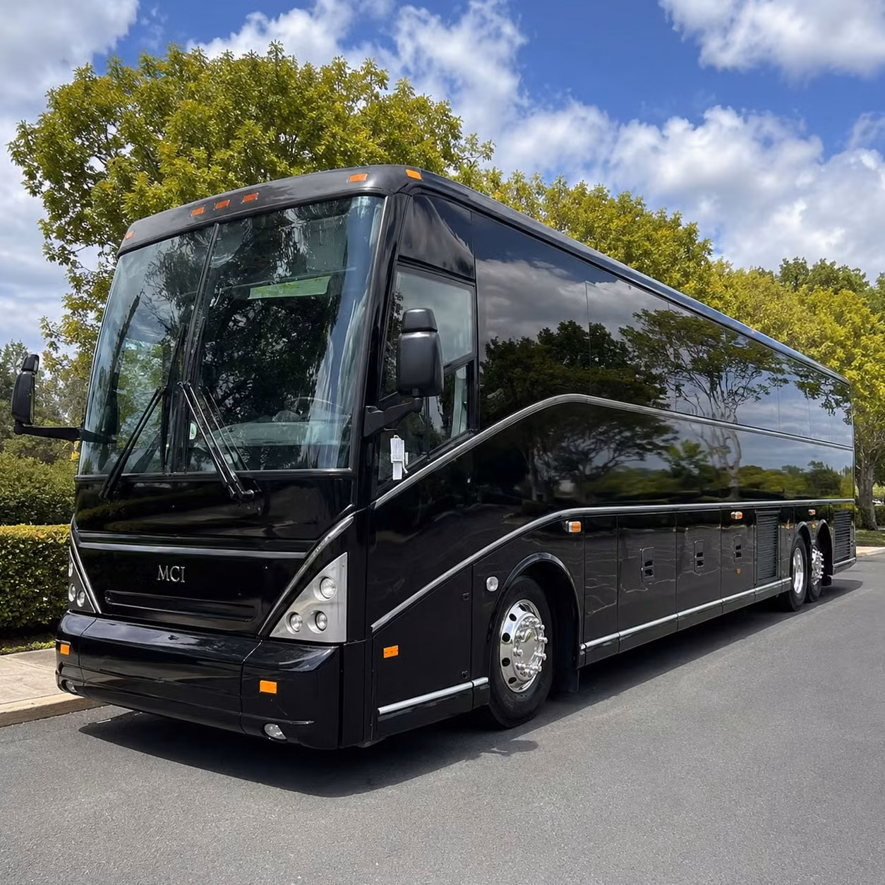 long distance charter bus rentals from goodyear to las vegas sedona and beyond